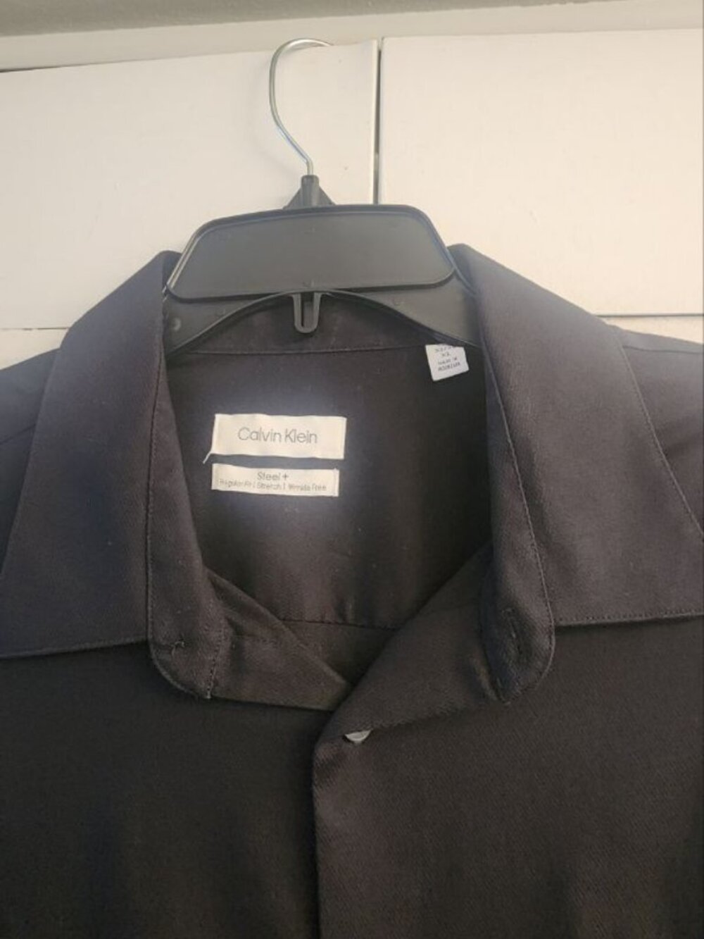 New Calvin Klein shirt - Picture 4 of 5